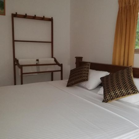 Deshani Holiday Inn Dambulla Ngoại thất bức ảnh