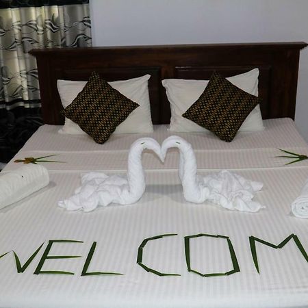 Deshani Holiday Inn Dambulla Ngoại thất bức ảnh