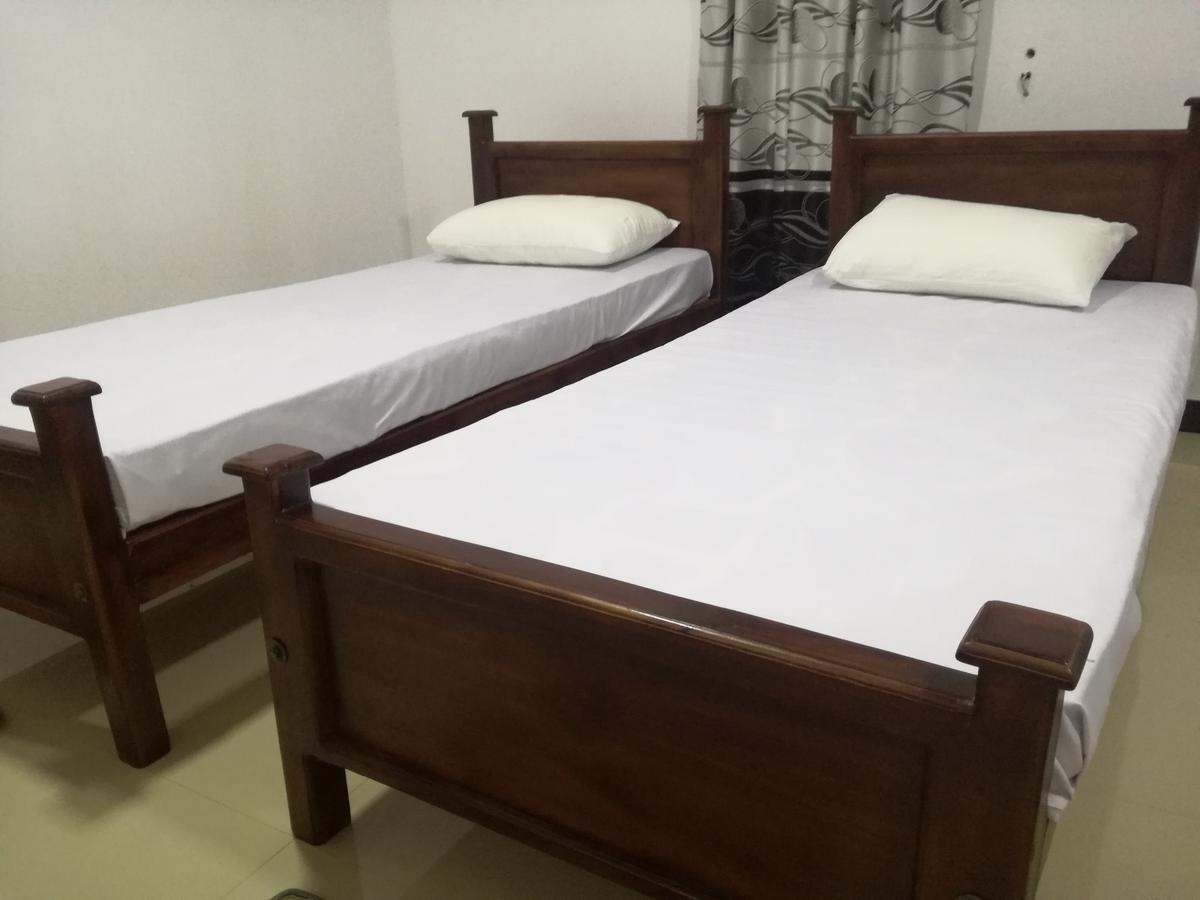Deshani Holiday Inn Dambulla Ngoại thất bức ảnh