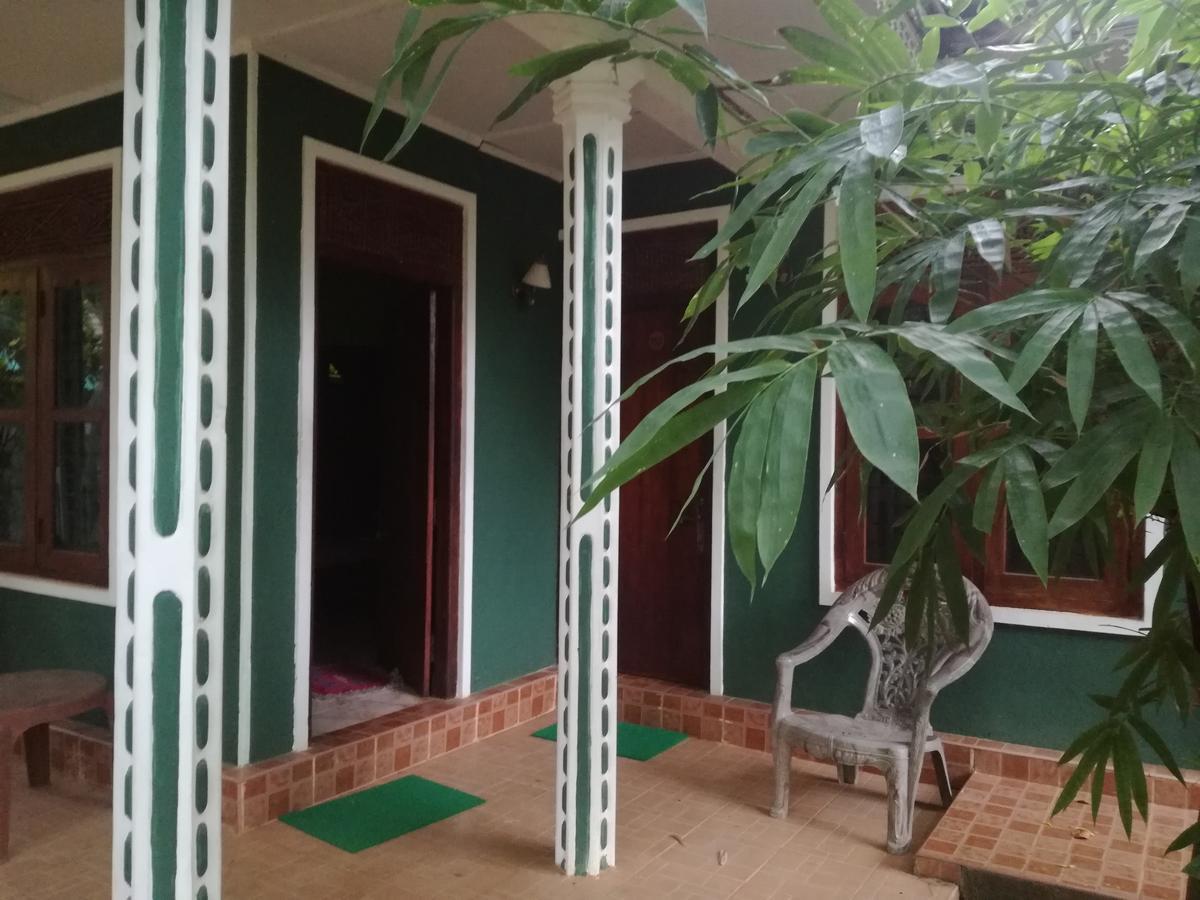 Deshani Holiday Inn Dambulla Ngoại thất bức ảnh