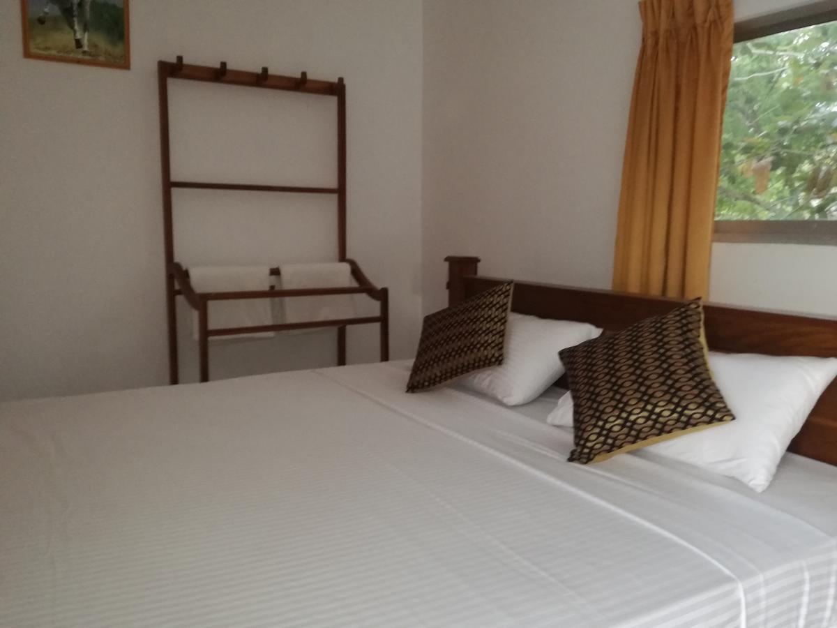 Deshani Holiday Inn Dambulla Ngoại thất bức ảnh