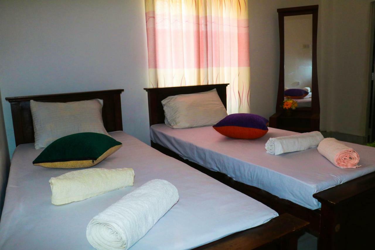 Deshani Holiday Inn Dambulla Ngoại thất bức ảnh