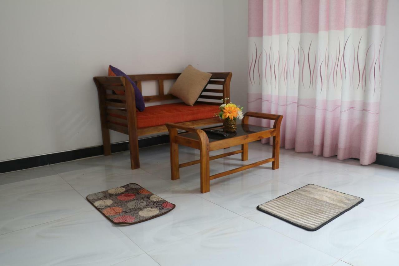 Deshani Holiday Inn Dambulla Ngoại thất bức ảnh